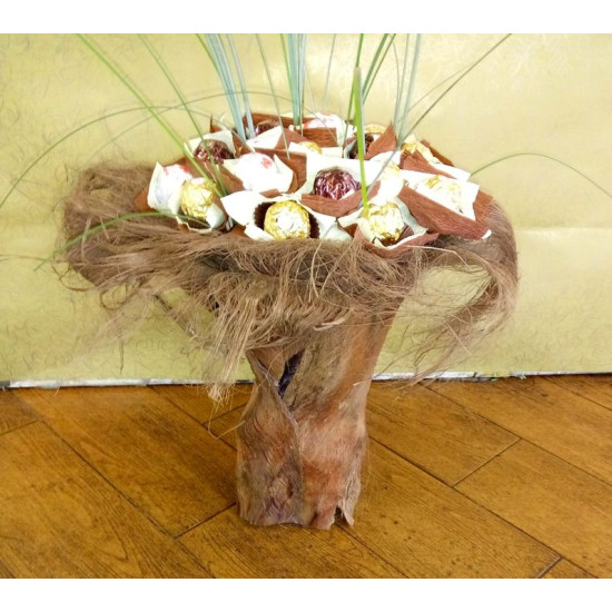 Букет от микс бонбони Ferrero Rocher
